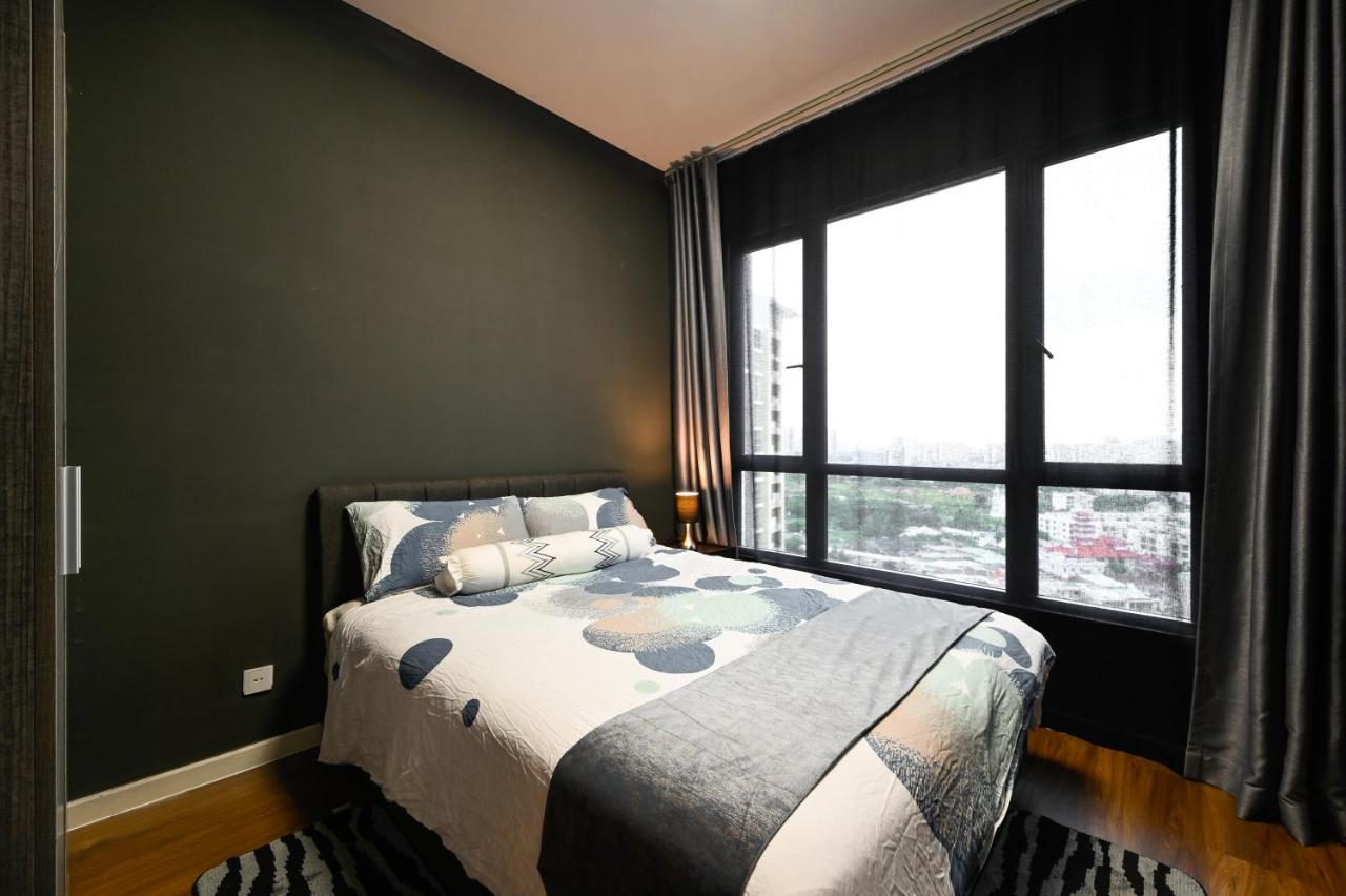 Estella Heights Saigon City View 2Br Apartment & Pool, Хошимин Экстерьер фото