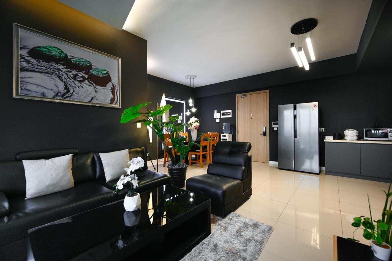 Estella Heights Saigon City View 2Br Apartment & Pool, Хошимин Экстерьер фото