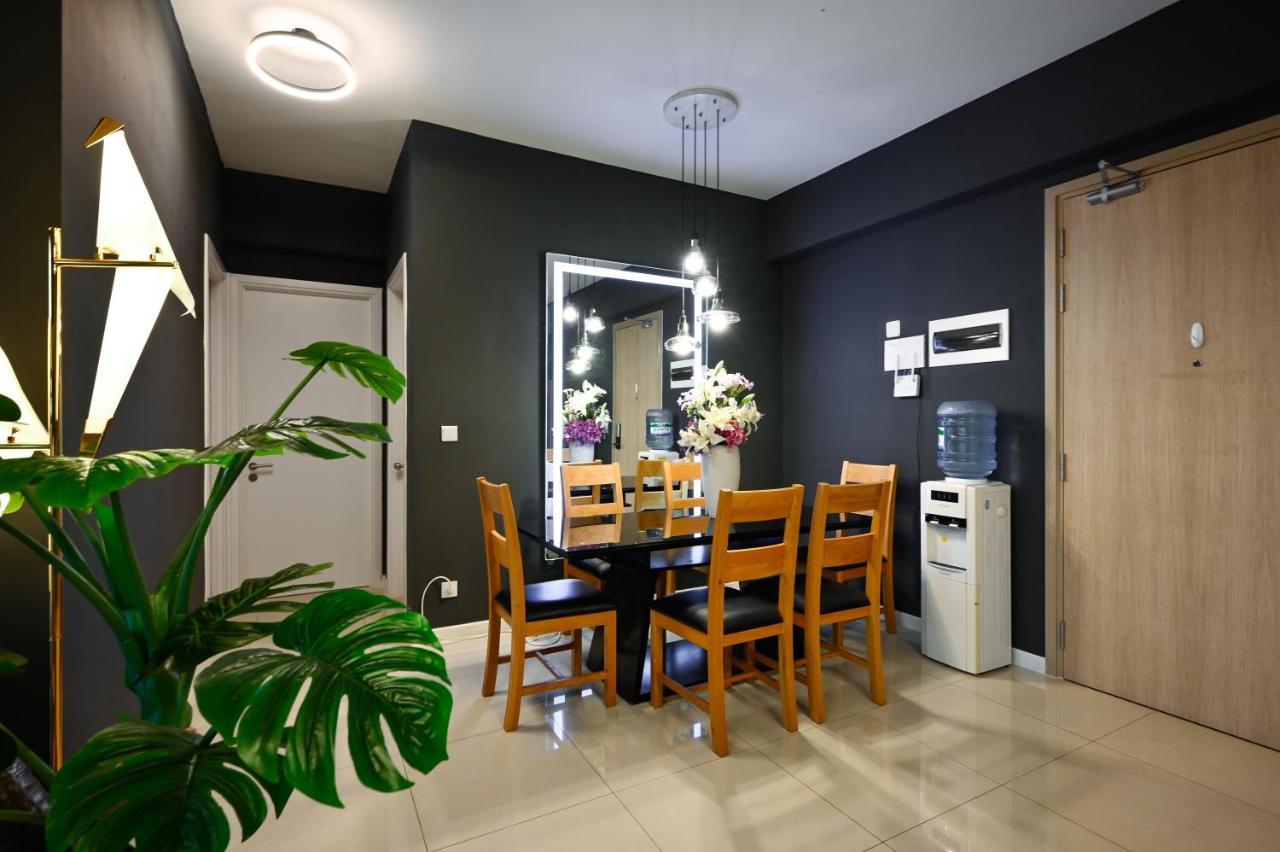 Estella Heights Saigon City View 2Br Apartment & Pool, Хошимин Экстерьер фото